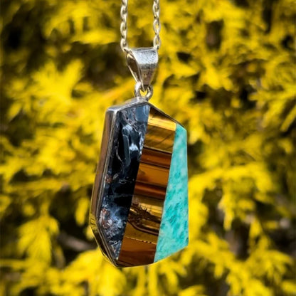 Intarsia Pendant
