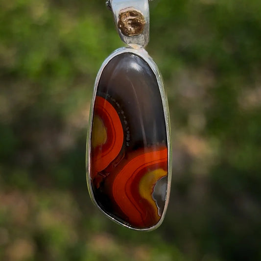 Kentucky Agate Pendant