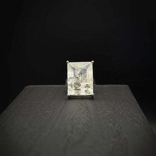 Inclusion Quartz Ring